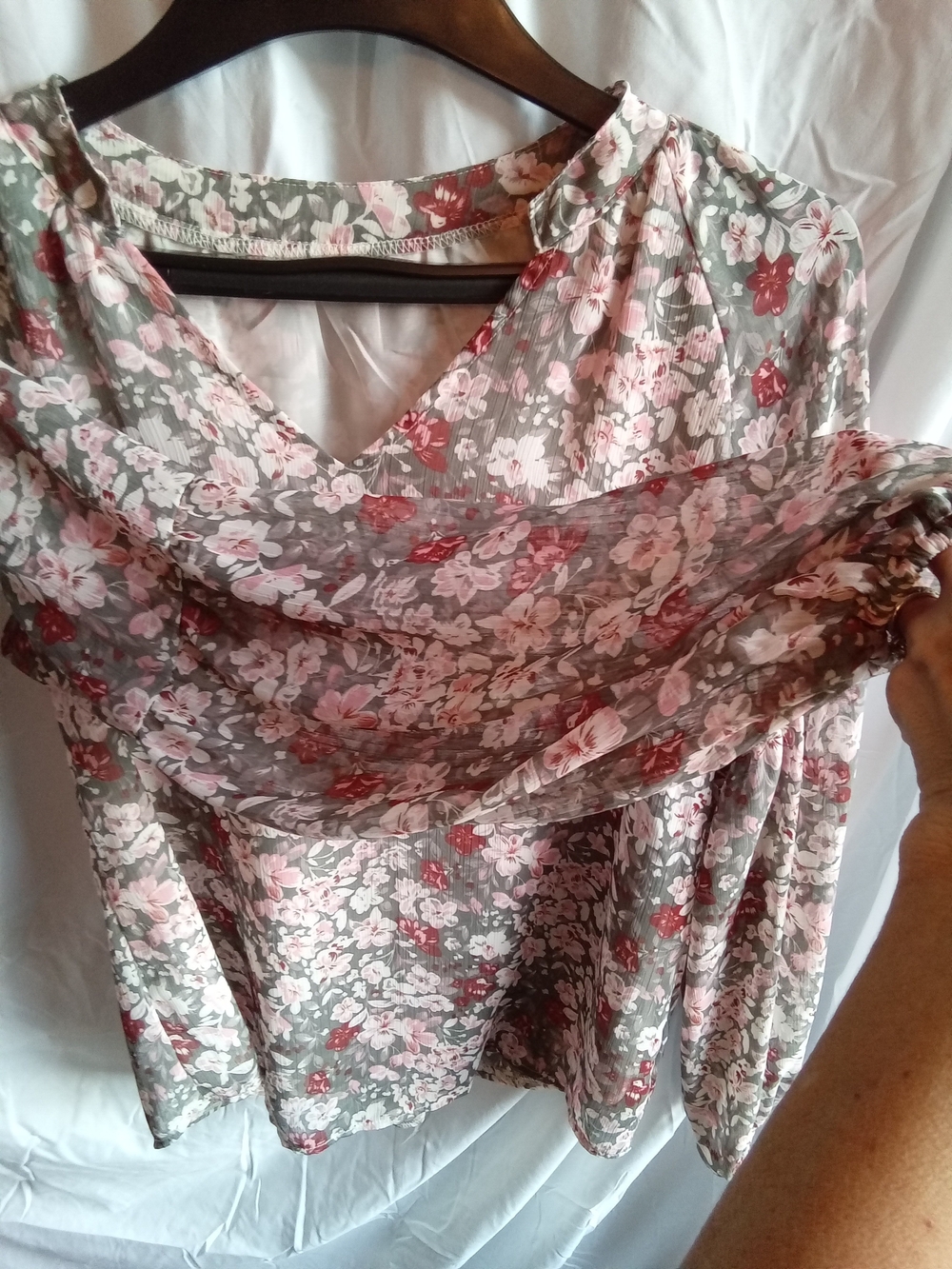 Floral V-Neck Long Sleeve Women's Top -‎ Pink & Gray M - Picture 4 of 5